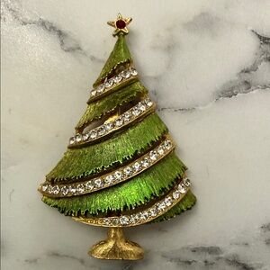 Weiss Green and Gold Holiday Tree Pin